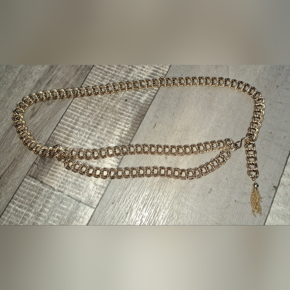 Ladies Chain Belt Double Front Gold Tasseled Chunky Metal Links Dressy Event Med